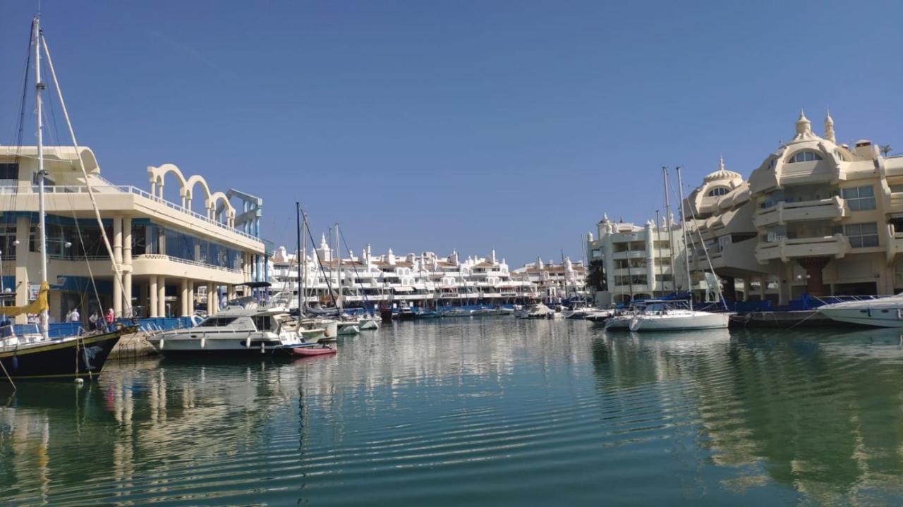 Apartamento Benalmadena Puerto Marina Διαμέρισμα Εξωτερικό φωτογραφία