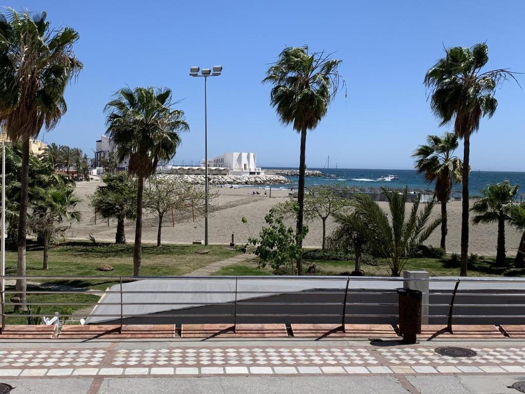 Apartamento Benalmadena Puerto Marina Διαμέρισμα Εξωτερικό φωτογραφία