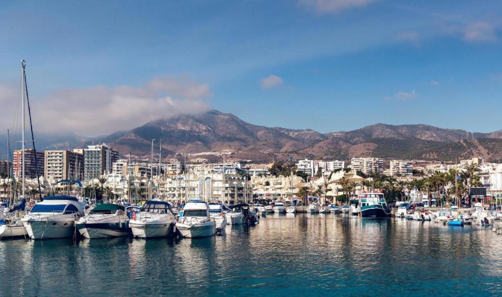 Apartamento Benalmadena Puerto Marina Διαμέρισμα Εξωτερικό φωτογραφία